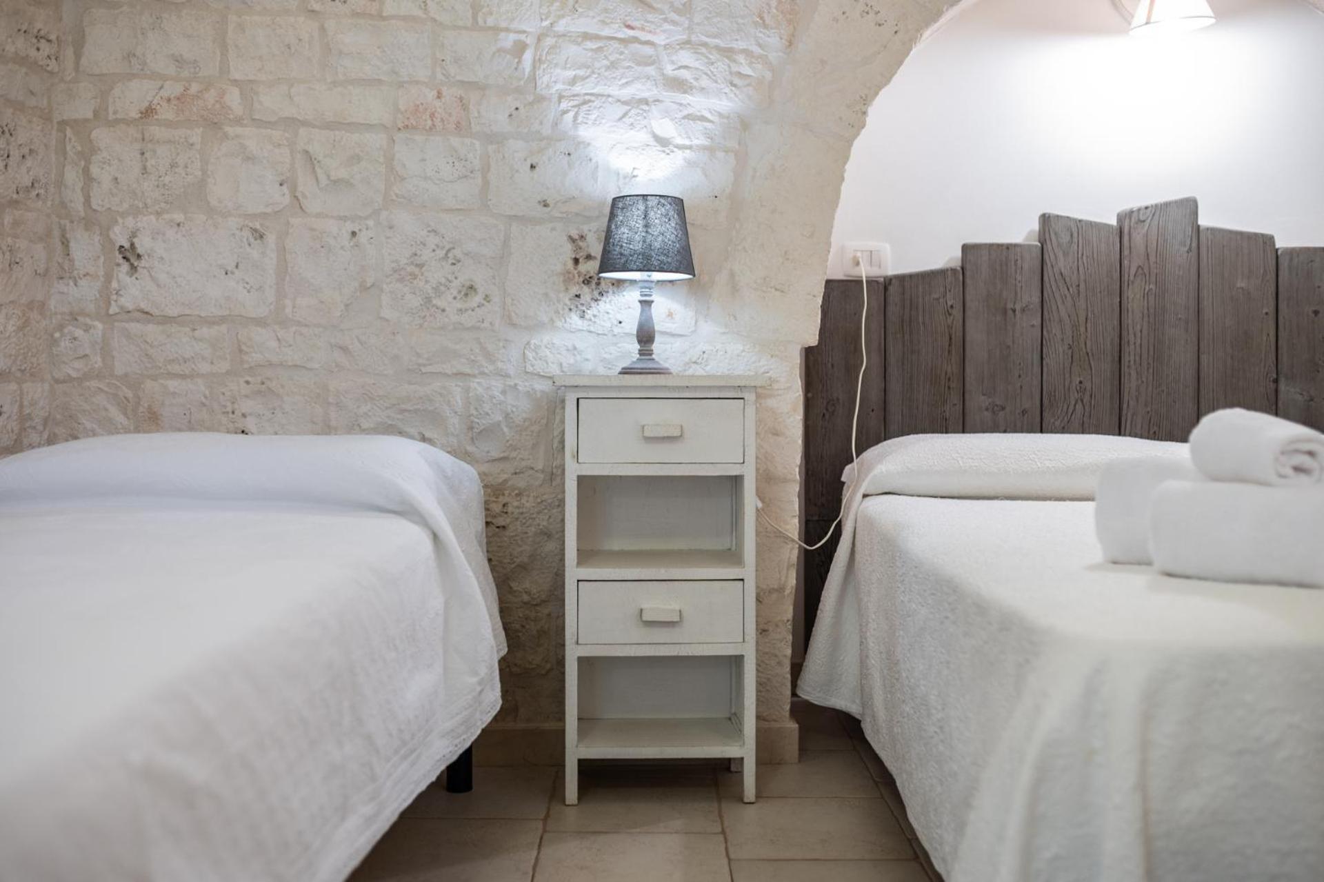 Trulli Di Mezza Villa Cisternino Buitenkant foto